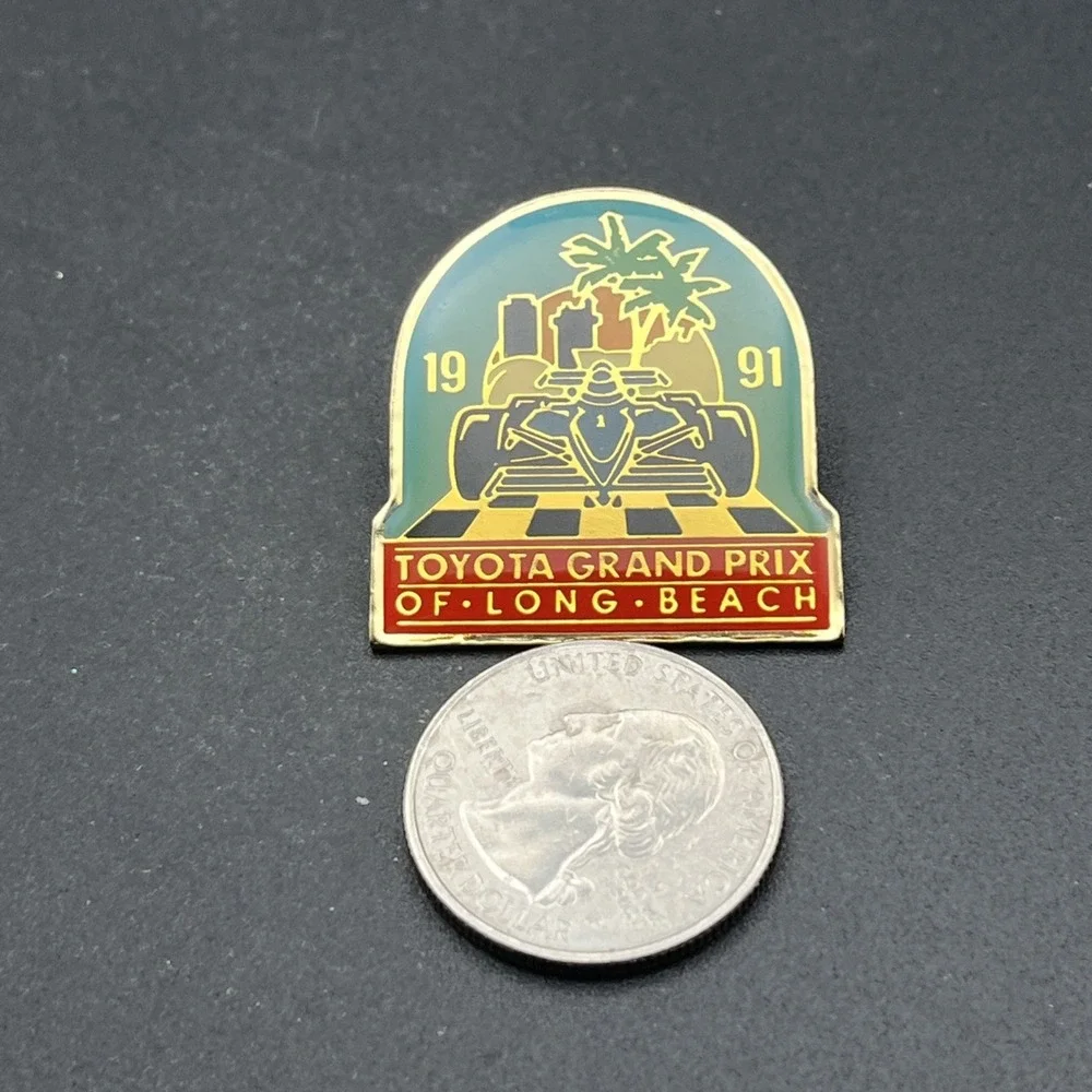 1991 Toyota Grand Prix Of Long Beach California Lapel Hat‎ Pin